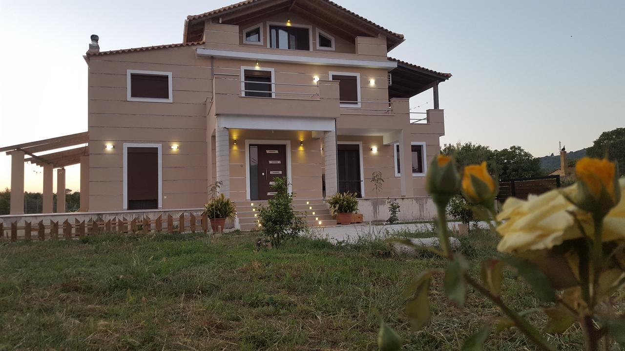 Villa Luna Kalamákion Buitenkant foto